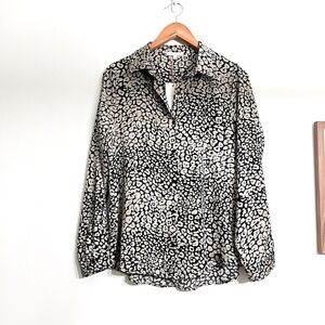 Skies‎ Are Blue Women’s Printed Satin Button Down Shirt S Oversized Long Sleeves